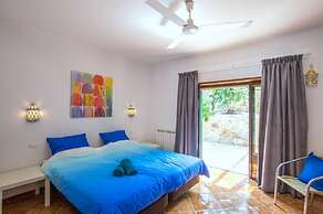 Villa Metacasa by Portucasa