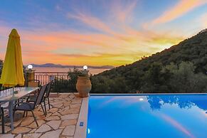 Viilla Kefalaki Superb Sceneries and Views Private Pool