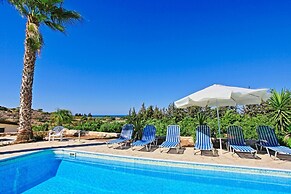 Villa Anthoulis in Latchi