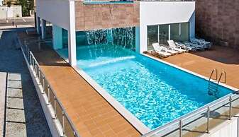 Casa Figueira by Portucasa