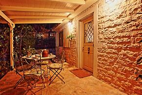Prasini Luxury Cottage