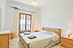 Villa Alexandros in Nisaki