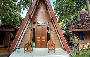 Kayu Watu Cottage Gunung Kidul
