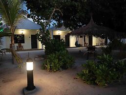 Clouds Beach Retreat Laamu