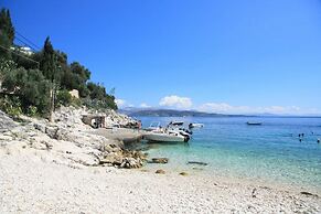 Dina Beach Front Apartment