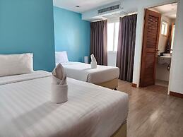 By Dee @Jomtien