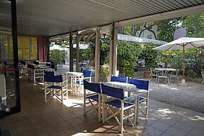 HOTEL VILLA ROSA