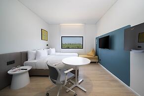GO Hotel Bowin at Robinson Lifestyle