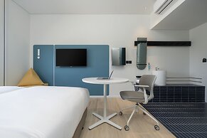 GO Hotel Bowin at Robinson Lifestyle