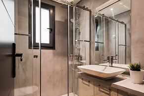 Striking 1BR Apartment in Kolonaki A