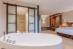 1616 HOTEL