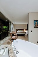 1616 HOTEL