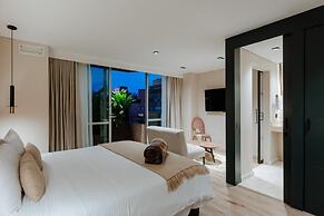 1616 HOTEL