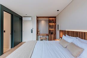 1616 HOTEL