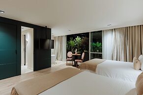 1616 HOTEL