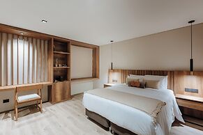 1616 HOTEL