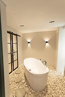 1616 HOTEL