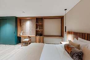 1616 HOTEL
