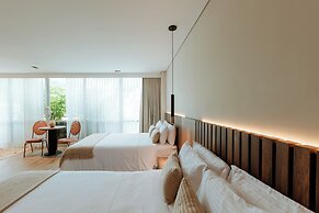 1616 HOTEL