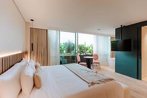 1616 HOTEL