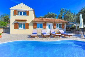 Villa Isavros in Paxi