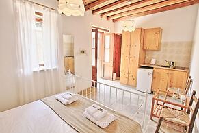 Simeon Estate in Drouseia