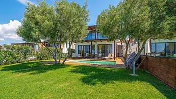 Kalma Villa Dio in Moudania