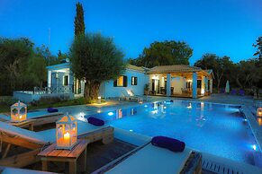 Achilleion Forest Villa