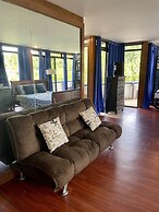 Captivating 1-bed House in Koror