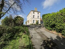 Rockstowes House