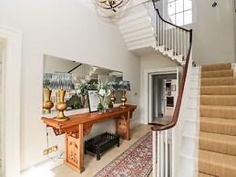 Rockstowes House