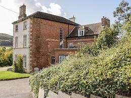 Rockstowes House