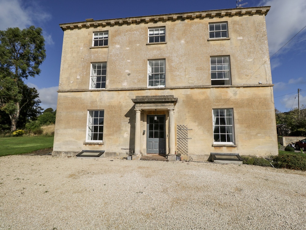 Rockstowes House