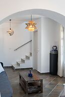 Sea Lilies Suites