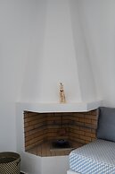 Sea Lilies Suites