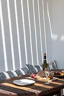 Sea Lilies Suites