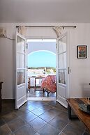 Sea Lilies Suites