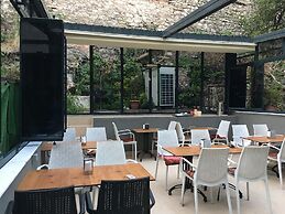 Nuray Hotel
