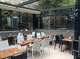 Nuray Hotel