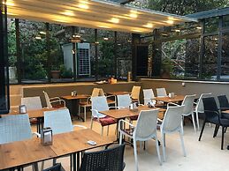 Nuray Hotel