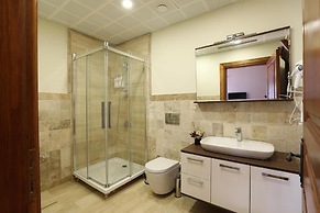 Tarihi Kumbaba Otel