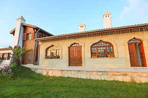 Tarihi Kumbaba Otel