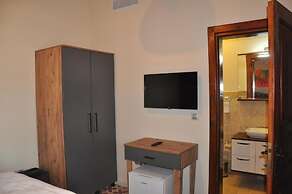Tarihi Kumbaba Otel