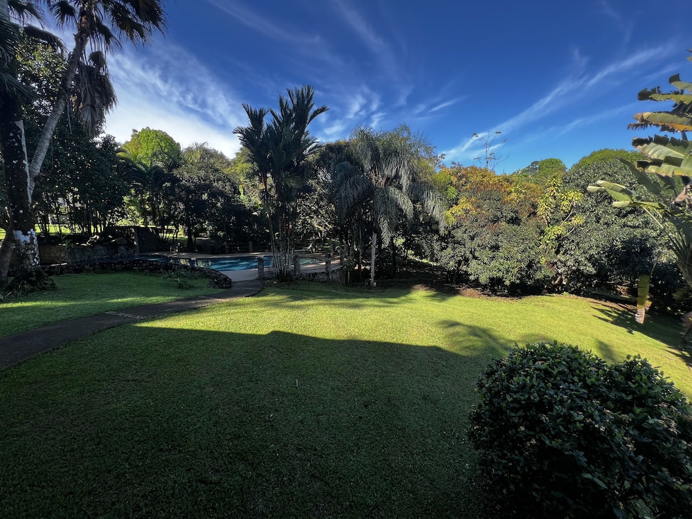 Blue Banyan Inn