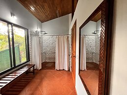Blue Banyan Inn