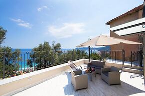 Serena 2 Amazing Sea View