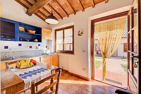 Thyme apt With Shared Pool