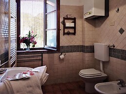 Thyme apt With Shared Pool