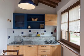 Thyme apt With Shared Pool