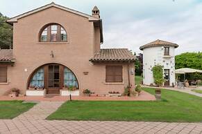 Olive apt With Shared Pool